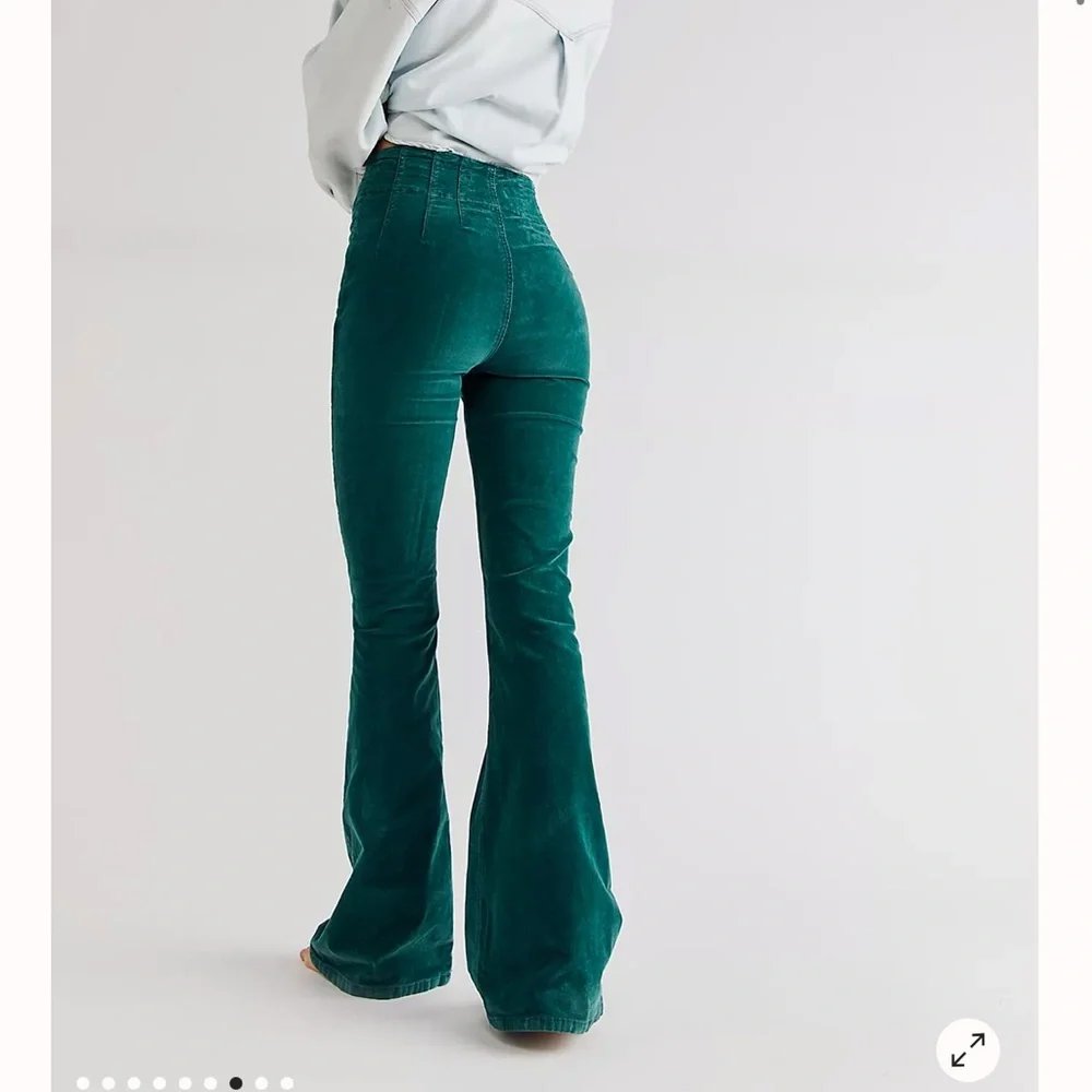 NWT FREE PEOPLE • Jayde corduroy cord flare jean Army MILITARY GREEN - Picture 1 of 6